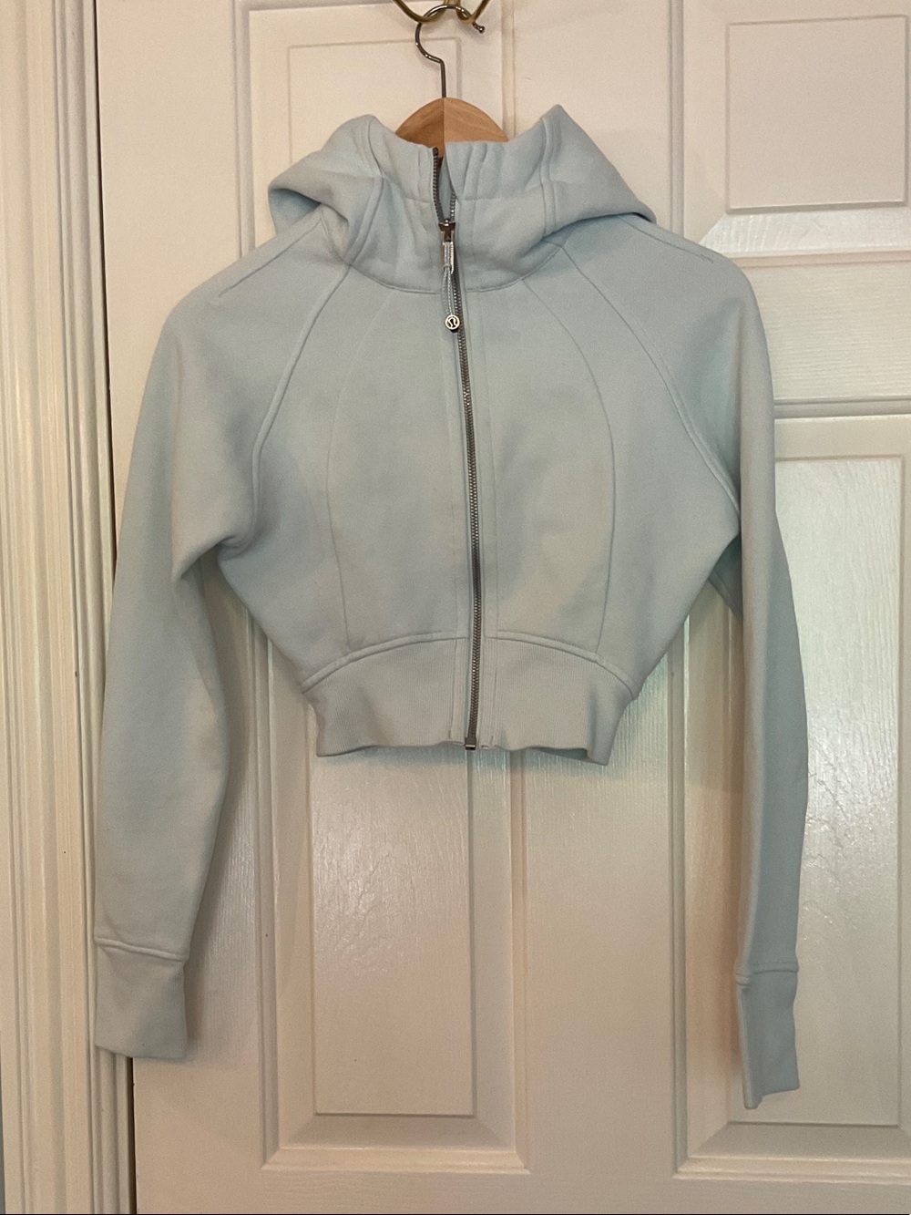 Lululemon cropped define scuba - Light Blue